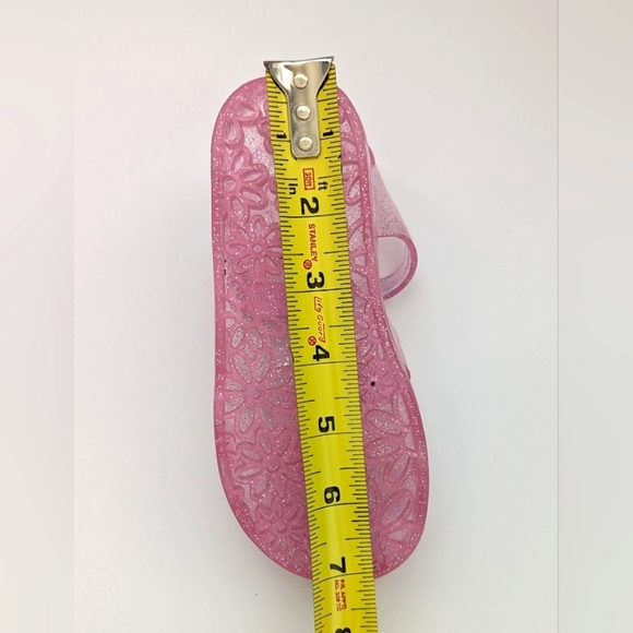 Hello Kitty Bundle - Tumbler, Lunch Bag and Jelly Sandals - Picture 8 of 16